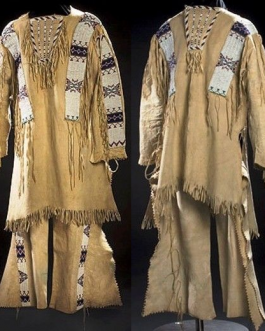 1800’s Old Native American Beige Buckskin Leather Powwow Regalia SIOUX Beaded War Suit SXC241