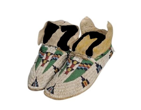 Beaded moccasin MOC 612 Native American Beaded Moccasins for Powwow