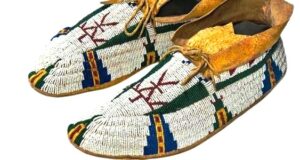 Beaded moccasin MOC 679 Native American Beaded Moccasins for Powwow
